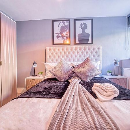 The Stylish Gem Of Bath - Football Table - Sleeps 10 Buitenkant foto