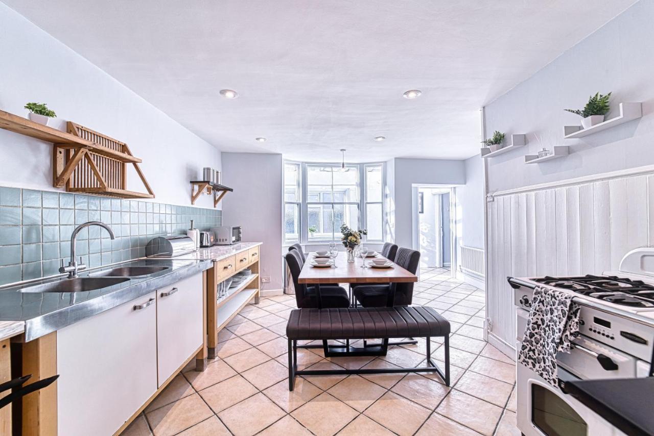 The Stylish Gem Of Bath - Football Table - Sleeps 10 Buitenkant foto